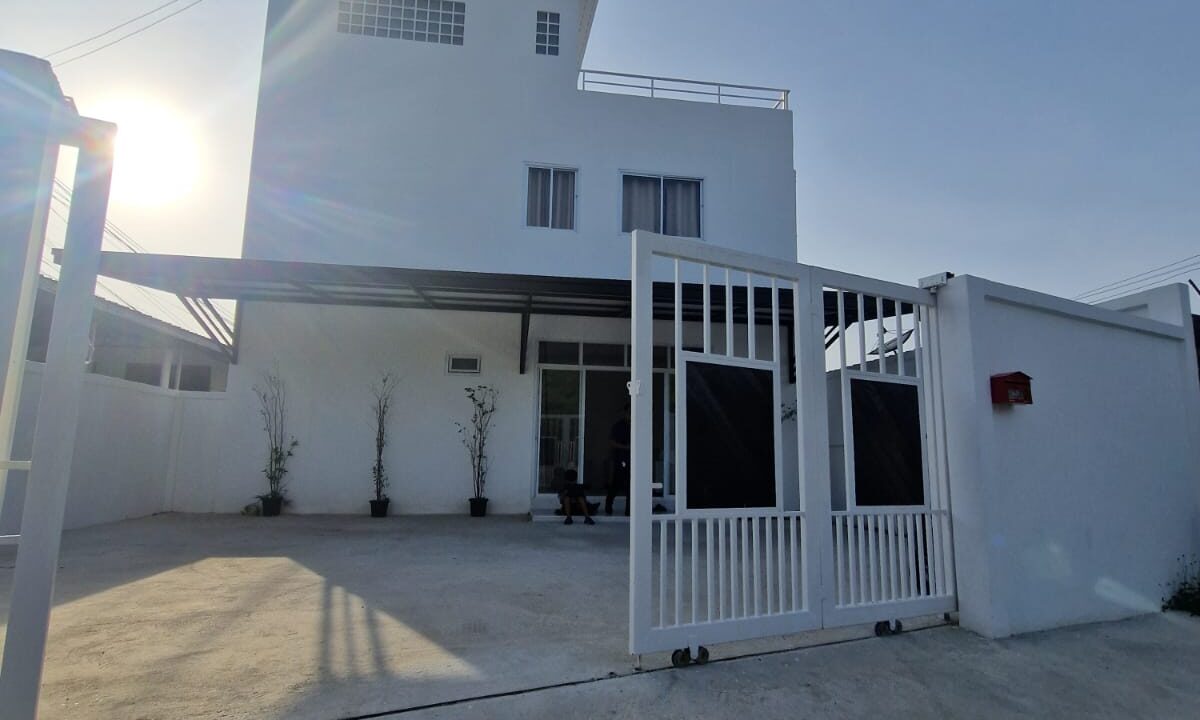 WhatsApp Image 2025-08-15 at 22.25.12_a678b2f8